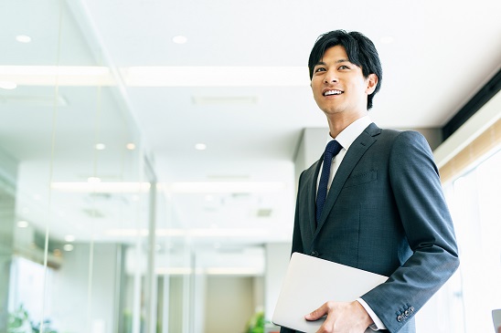 アイティフォーは、設計・構築から保守・運用までサポートします